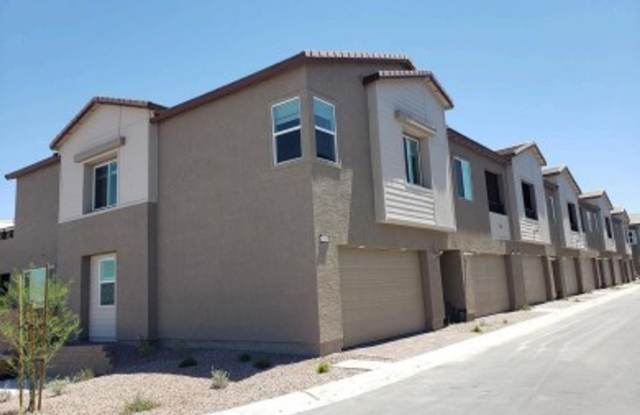 Photo of BRAND NEW LENNAR TOWNHOUSE WITH 4 BEDROOMS AND 3 BATHROOMS!