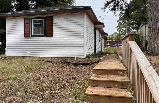 Photo of 107 A Davis Street