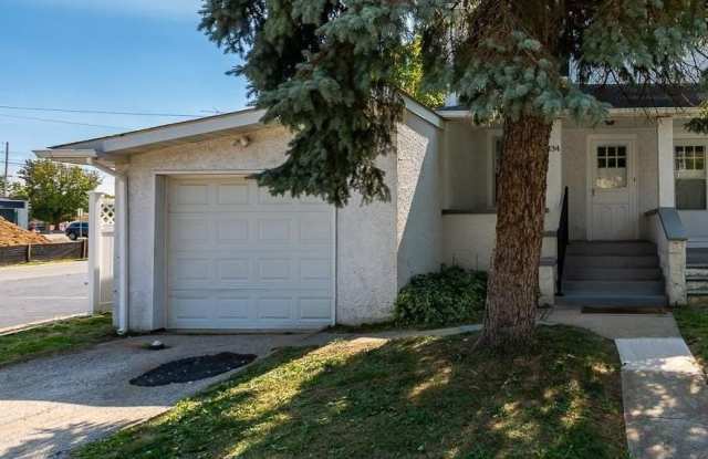 Photo of 334 E CONESTOGA ROAD