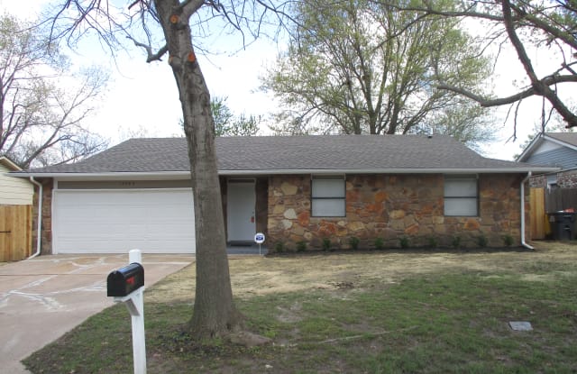 13503 S Hickory Pl - 13503 South Hickory Place, Glenpool, OK 74033