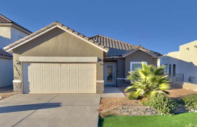 13877 Paseo Perlas Drive