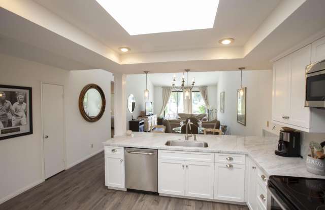 Photo of 76131 Impatiens Circle