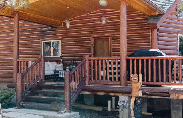 627 W Woodland Lake Road