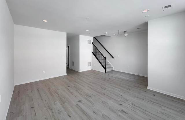 23391 EPPERSON SQUARE