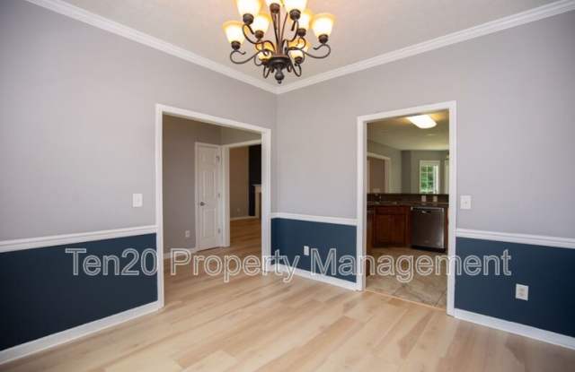 9178 Garrett Lake Dr