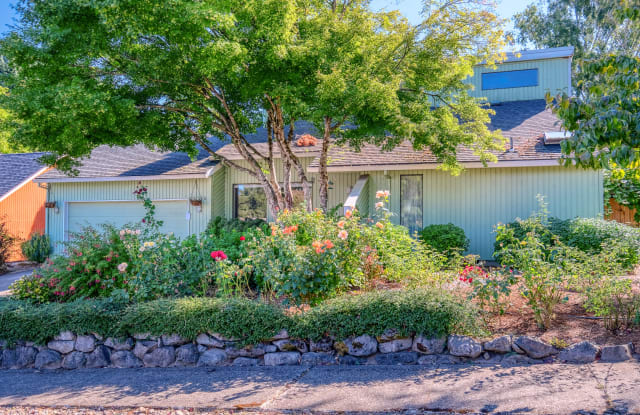 20756 SW 84th Ave - 20756 Southwest 84th Avenue, Tualatin, OR 97062