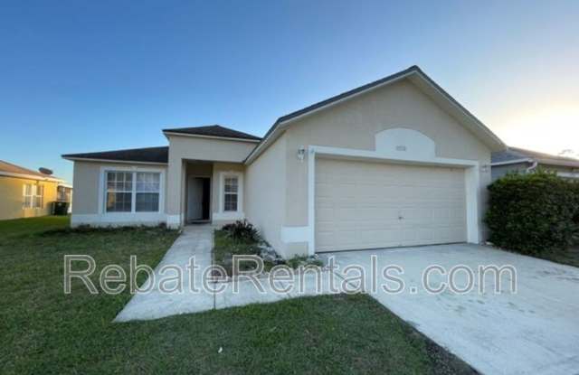 10538 Lantana Lakes Dr N