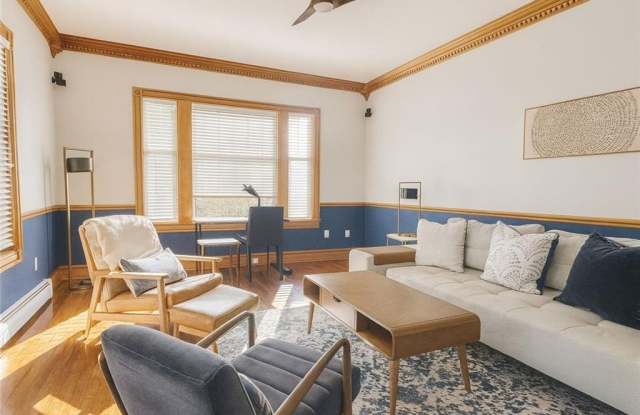 20 Berkeley Avenue unit: 4