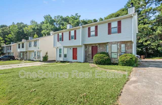 3606 North Hopkins Court
