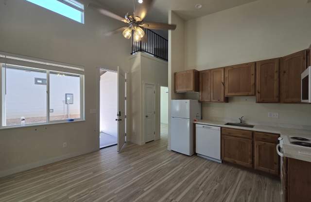 2158 East Bonnies Way