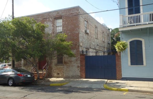 1908 Dauphine St 1-A - 1908 Dauphine Street, New Orleans, LA 70116