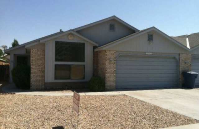 1944 Panza Drive Southwest