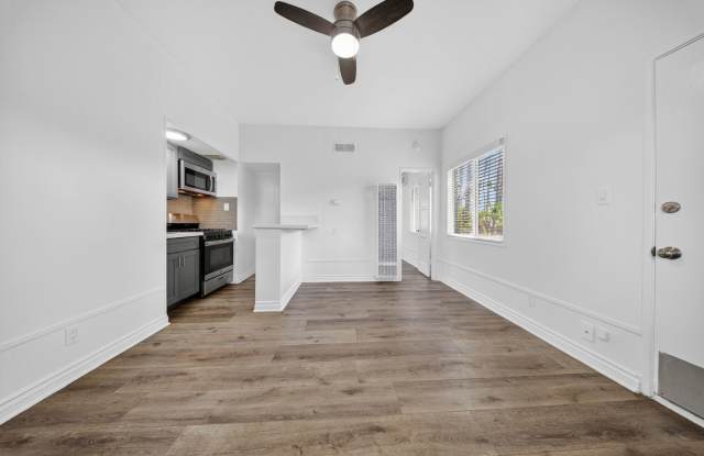 1600 W. 5th St.