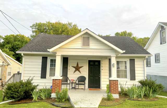 Photo of 215 Radnor St