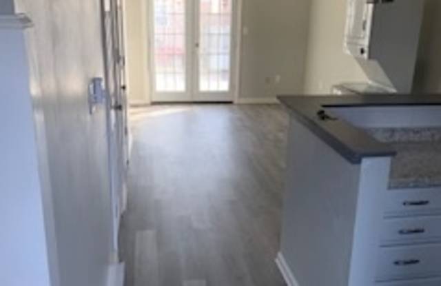 Photo of 415 Union St. Apt 1