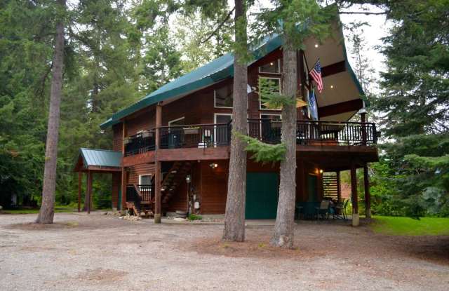 Amazing fully furnished lodge style home near Snoqualmie pass. - 351 Lost Lake Road, Kittitas County, WA 98925