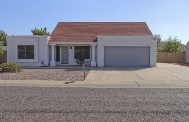 6921 W PARADISE Drive - 6921 West Paradise Drive, Peoria, AZ 85345