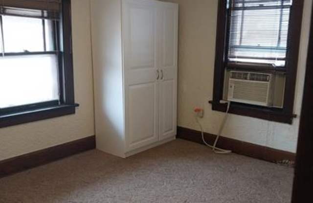 2234 Broadway St - 2