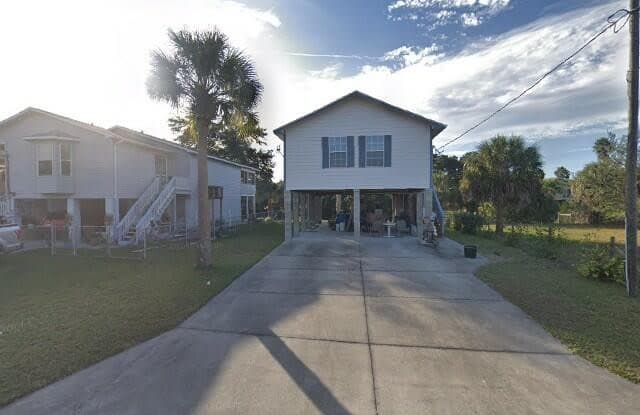 3269 Rose Arbor Drive - 3269 Rose Arbor Drive, Hernando Beach, FL 34607