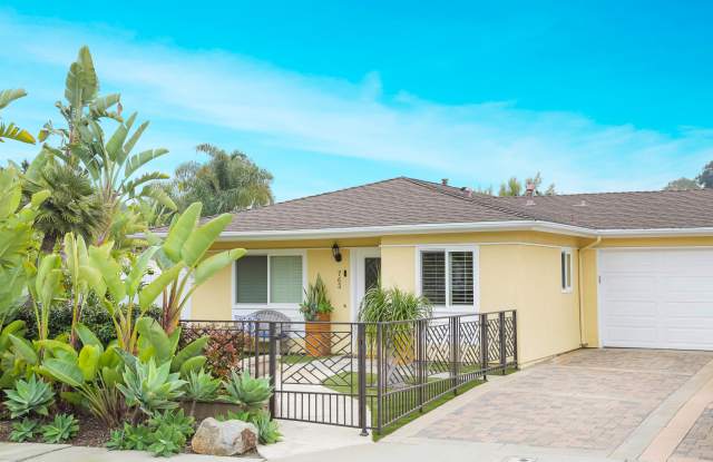 Photo of 763 Snapdragon St