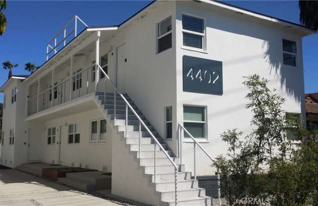 4402 S Centinela Avenue