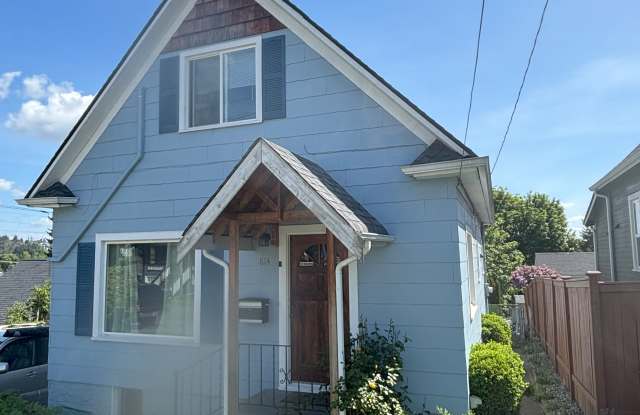 814 Chester Ave