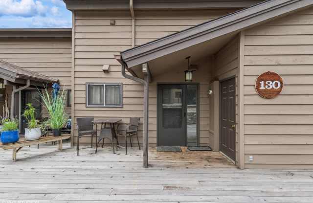 Whitefish River furnished Townhome