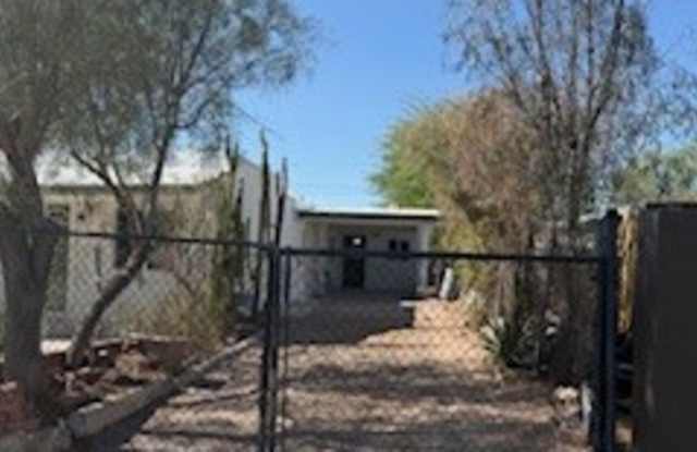 370 West Columbia Street - 2