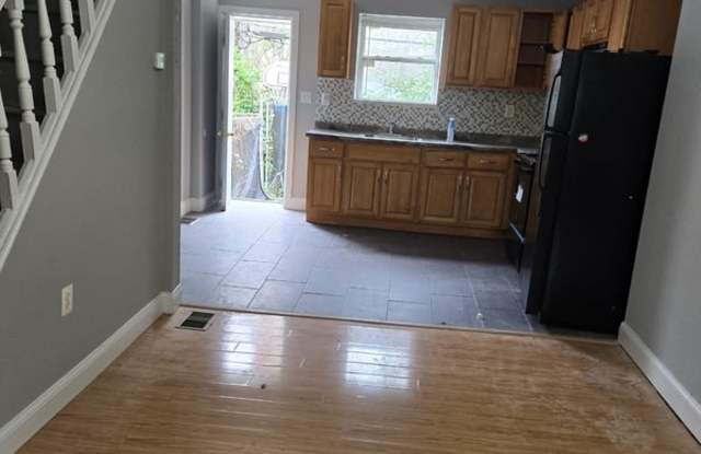 608 East Wensley Street