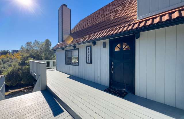 22012 Topanga School Rd