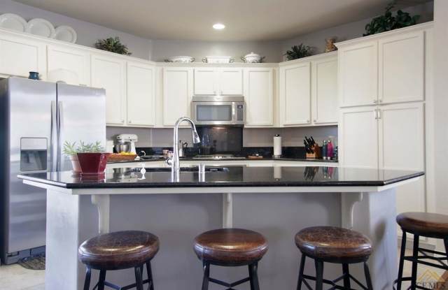 Gorgeous Home in a Gated Community with Pool!