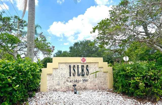 731 Vista Isles Dr