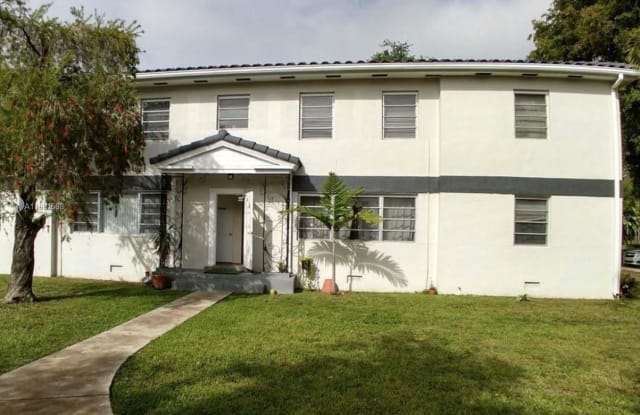 430 Malaga Ave - 430 Malaga Avenue, Coral Gables, FL 33134