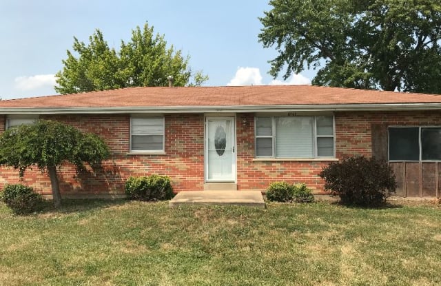 8763 veterans memorial parkway - 8763 Veterans Memorial Parkway, O'Fallon, MO 63366