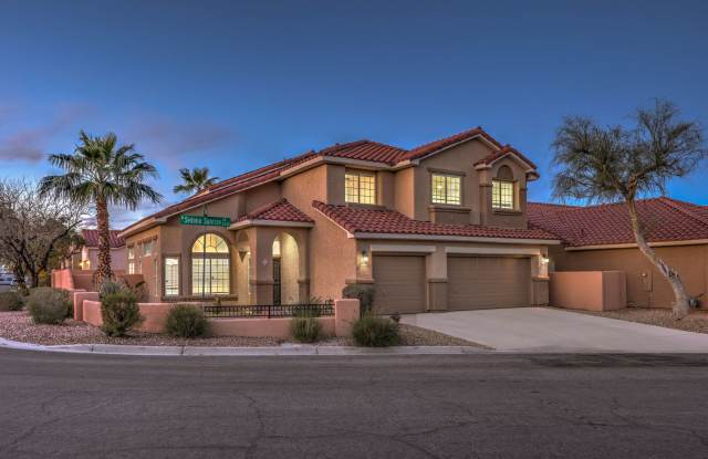 Beautiful 4BR / 3BA Corner-Lot Home with Designer Finishes