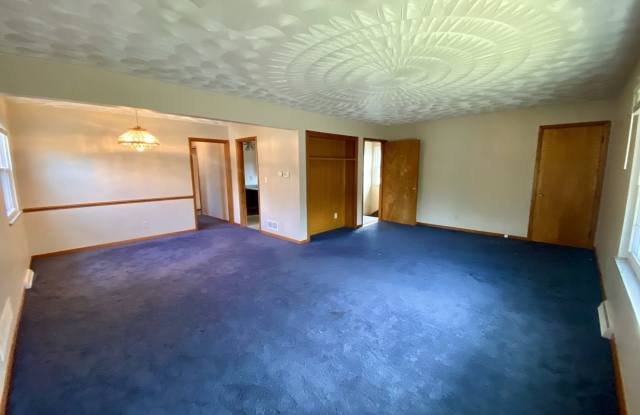 1857-1859 Cromwell Drive - 1859