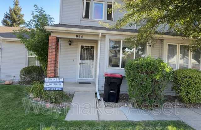 954 Brant Hollow Court