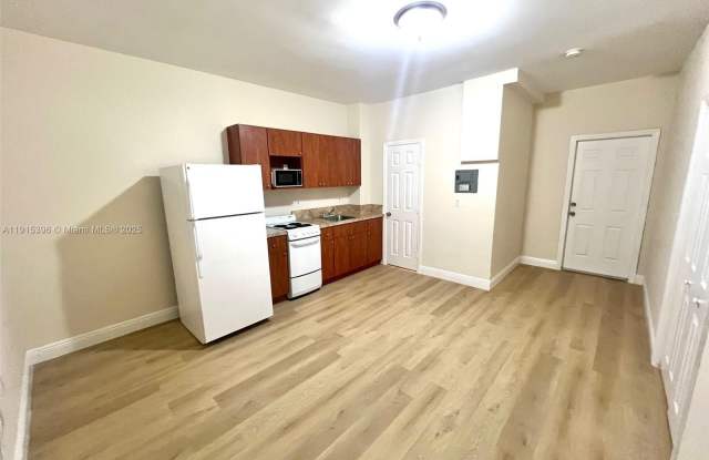 Photo of 8411 Biscayne Blvd