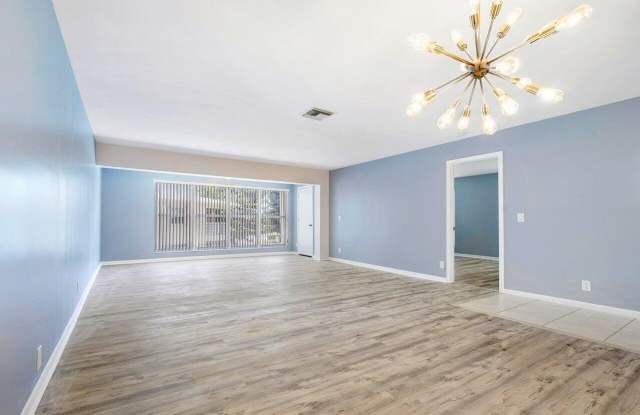 1740 NW 19th Terrace