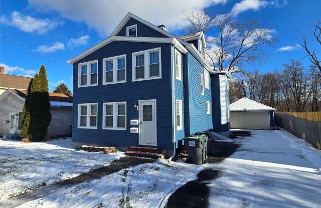 Photo of 704 Tower Avenue unit: B