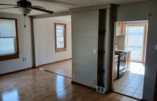 725 North Vine Street