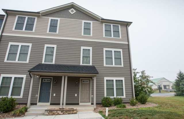 2136 Purple & Gold Way