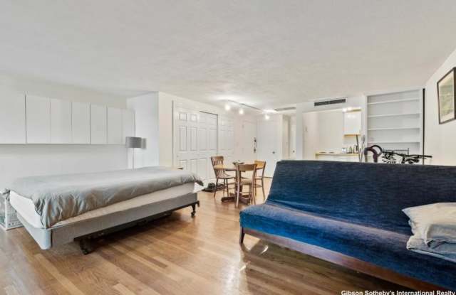 260 Beacon St.