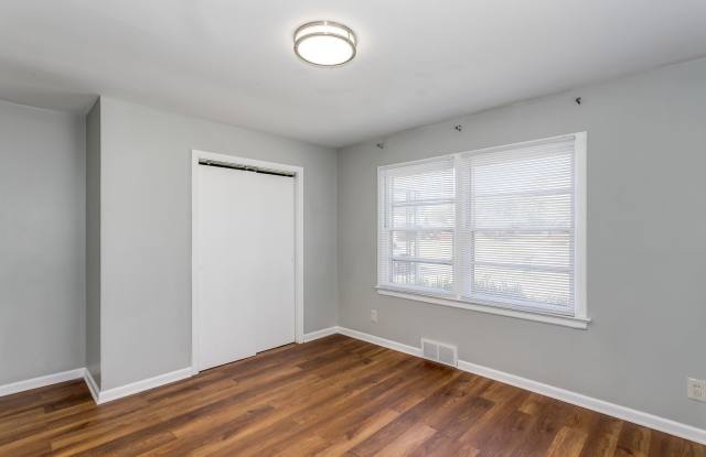 Newly Remodeled 2 Bedroom Home