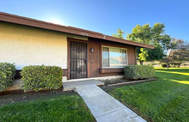 Photo of 4224 Kingsbury Place Riverside, CA 92503