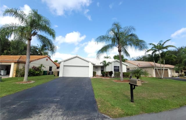 6315 Tweksbury Ter - 6315 Tweksbury Terrace, Davie, FL 33331