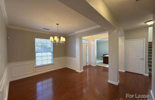 14728 Hawick Manor Lane