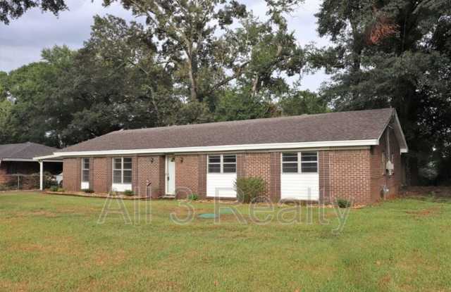 176 Scenic Drive