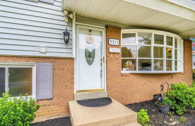 3313 ESTELLE Terrace