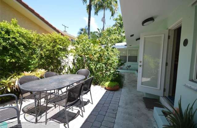 1641 NE 3rd Ct - 1641 Northeast 3rd Court, Fort Lauderdale, FL 33301